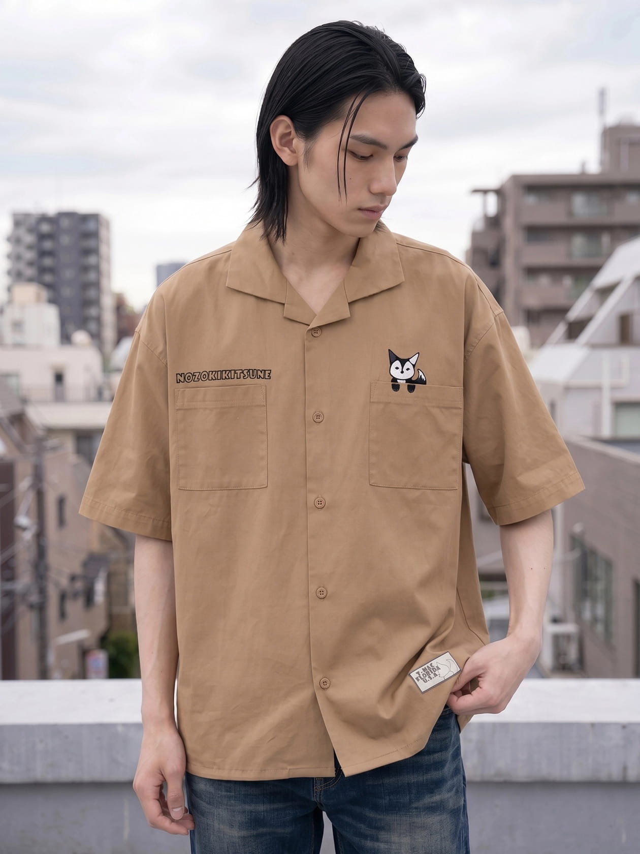のぞきキツネ刺繍  綿ツイル 半袖開襟シャツ
