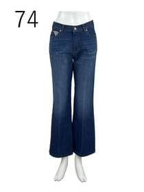 【サンプル】セミブーツカット　デニムパンツ