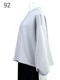 ダンボール ハイネック トップス