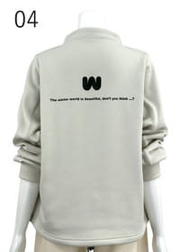 バックロゴ プルオーバー