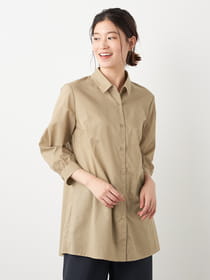 後ろ切り替えブラウス