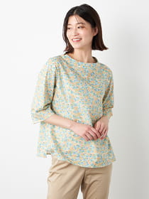 小花柄プルオーバーブラウス