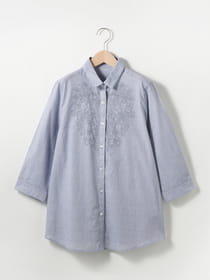 エンブストライプブラウス