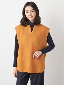 キーネックニットベスト