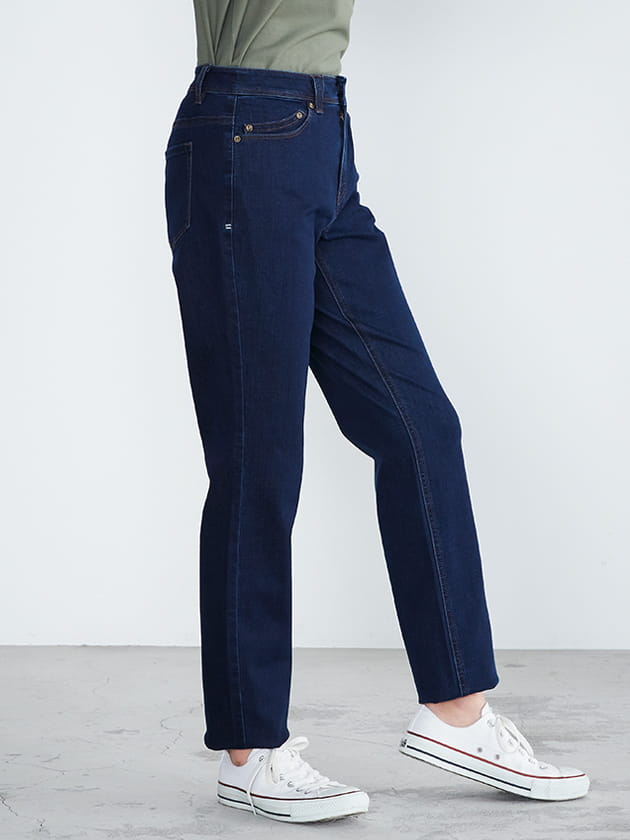 モデル身長：168㎝　着用サイズ：11