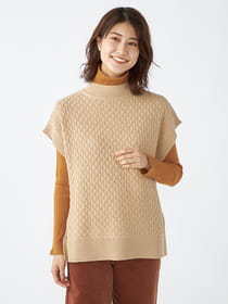 ダイヤ柄ニットベスト