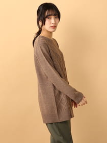 バイヤスケーブルニット