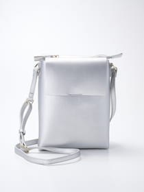 【早割30%OFF対象】【WEB限定】【軽量】【3層式】縦長ミニポシェット