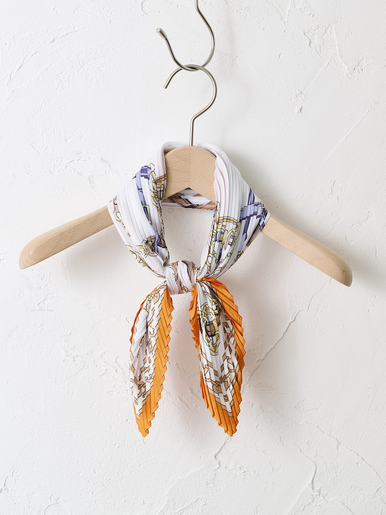 【WEB限定】エレガントリンク　プリーツスカーフ