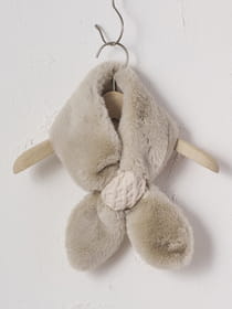 【WEB限定】ニットバックルマフラー