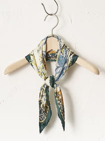 【WEB限定】フラワープリーツスカーフ