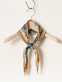 【WEB限定】ペイズリープリーツスカーフ