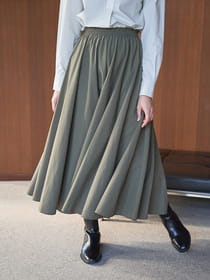 サーキュラースカート