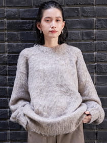 ［ニット］リバーシブルクルーネック/フリンジ風シャギー