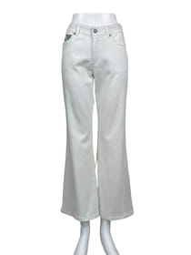 セミブーツカットデニムパンツ