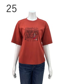 総刺繍クルーネックカットソー