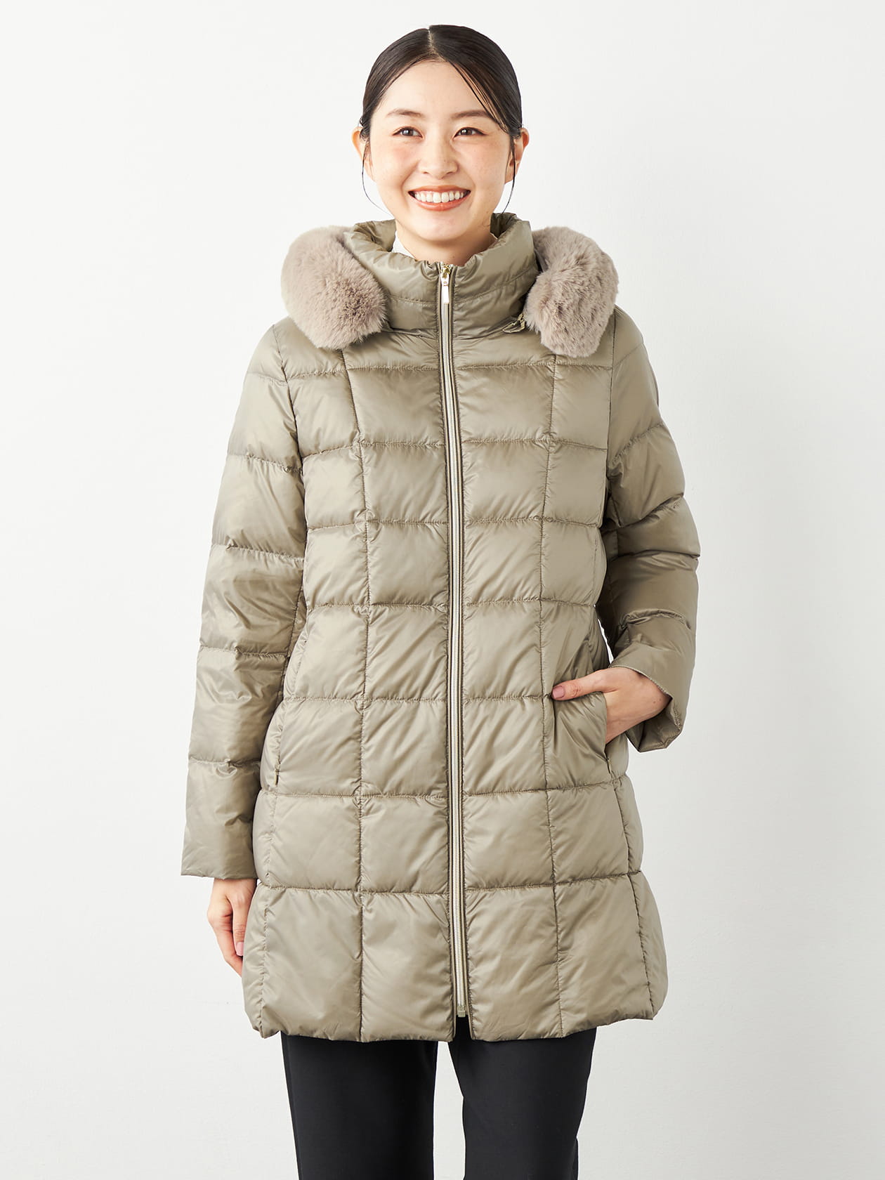 【ブラックフライデー/特別価格】フェイクファーダウンコート