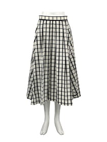 チェック柄イレギュラーヘムスカート