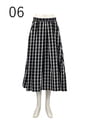 チェック柄イレギュラーヘムスカート