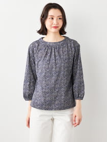 ハンドタッチフラワープルオーバー