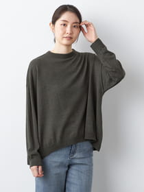 ウォッシャブルクルーネックニット