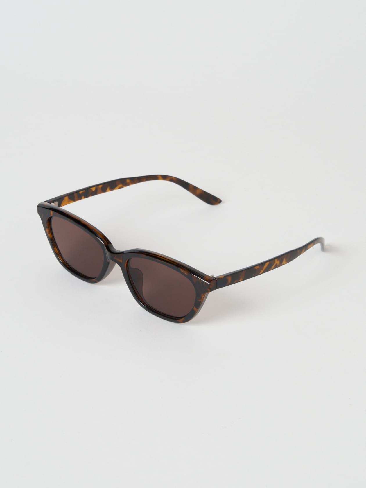 BASIS FOX SUNGLASSES