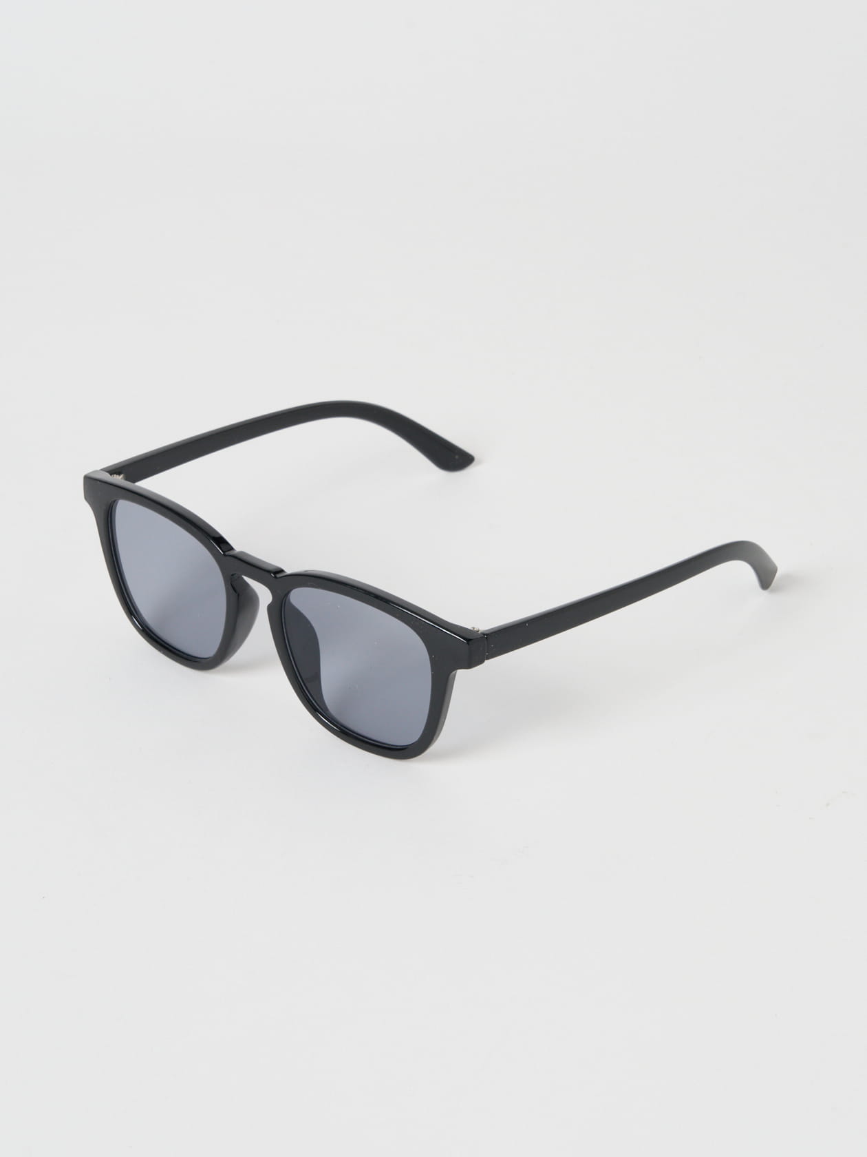 BASIS BOSS LYNTON SUNGLASSES