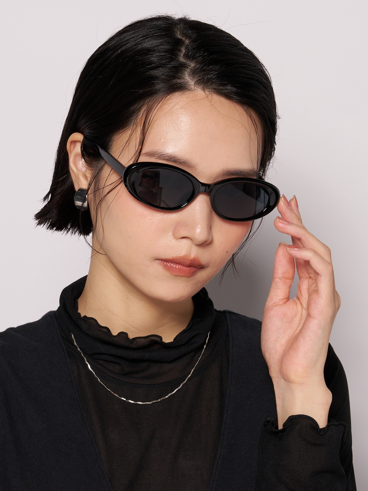 BASIS OVAL SUNGLASSES