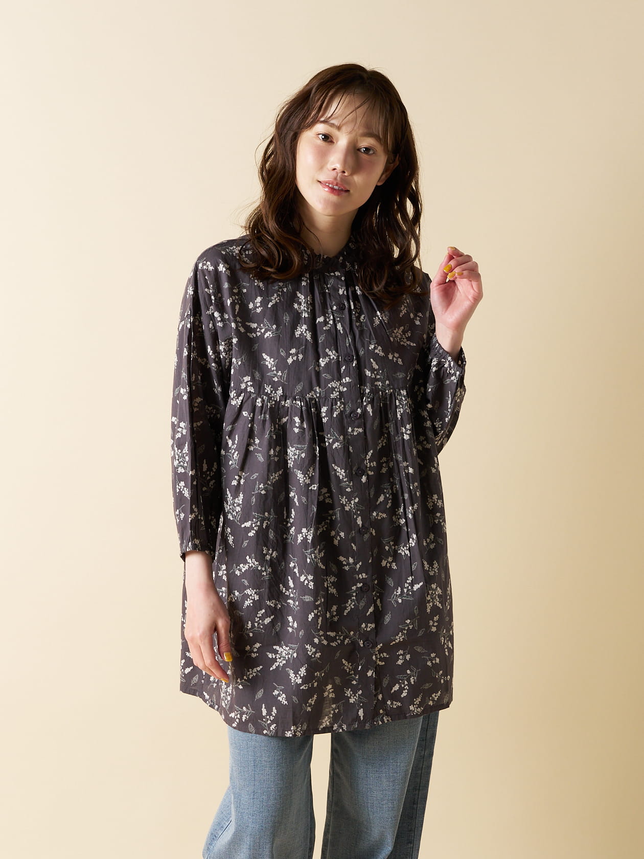 【Flower Garden】フリル襟ペプラムブラウス