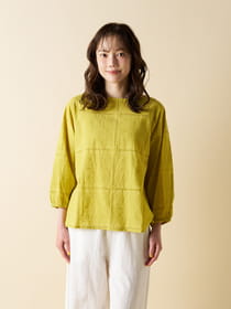 【Flower Garden】ボートネックバックボタン刺繡ブラウス