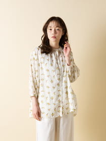 【Flower Garden】バンドカラーショルダーギャザーブラウス