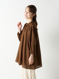 【Linelino】キーネックギャザーブラウス