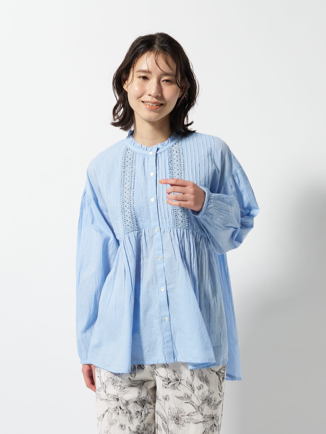 フリル襟ピンタックペプラムブラウス