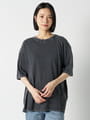 【愛着シリーズ】バックシフリー刺繡ピグメントTシャツ