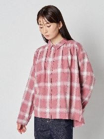 起毛フロントギャザーチェックブラウス