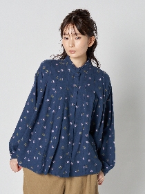 起毛フロントタック小花柄ブラウス