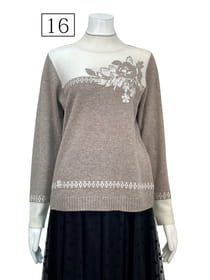 カシミヤ胸元ジャガードプルオーバー