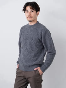 アーガイルハイネックニット