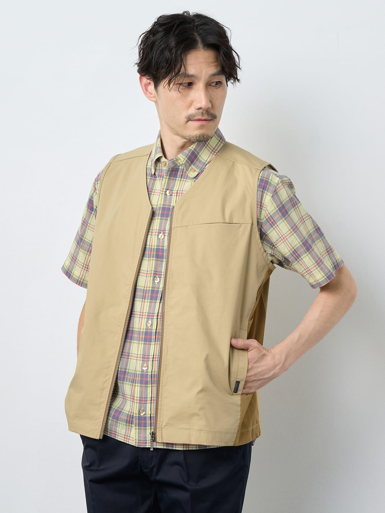 【早割30%OFF対象】メッシュ切替サマーVベスト